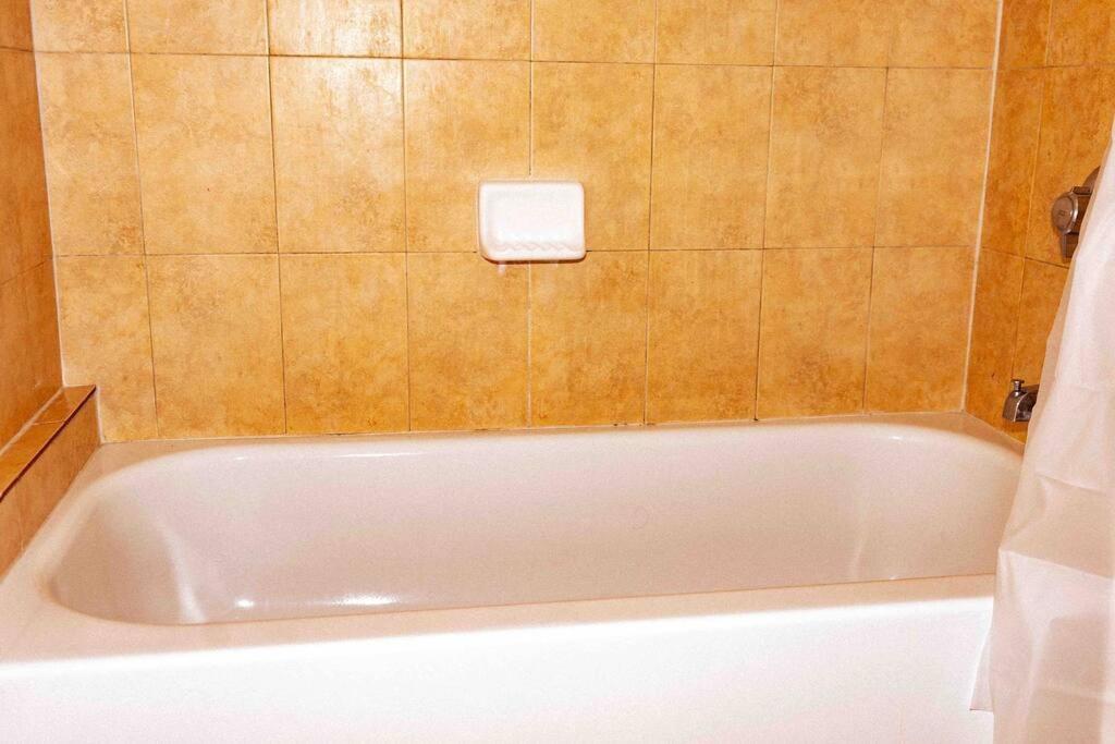 Newly Renovated Condo 5 Min From Airport 迈阿密 外观 照片